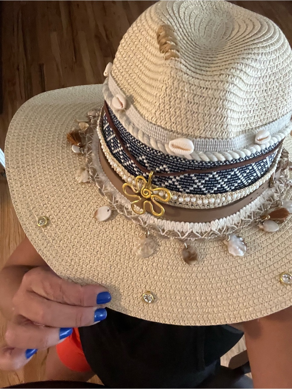 Embellished Natural Straw Sun Hat with Shells and Gold Accent